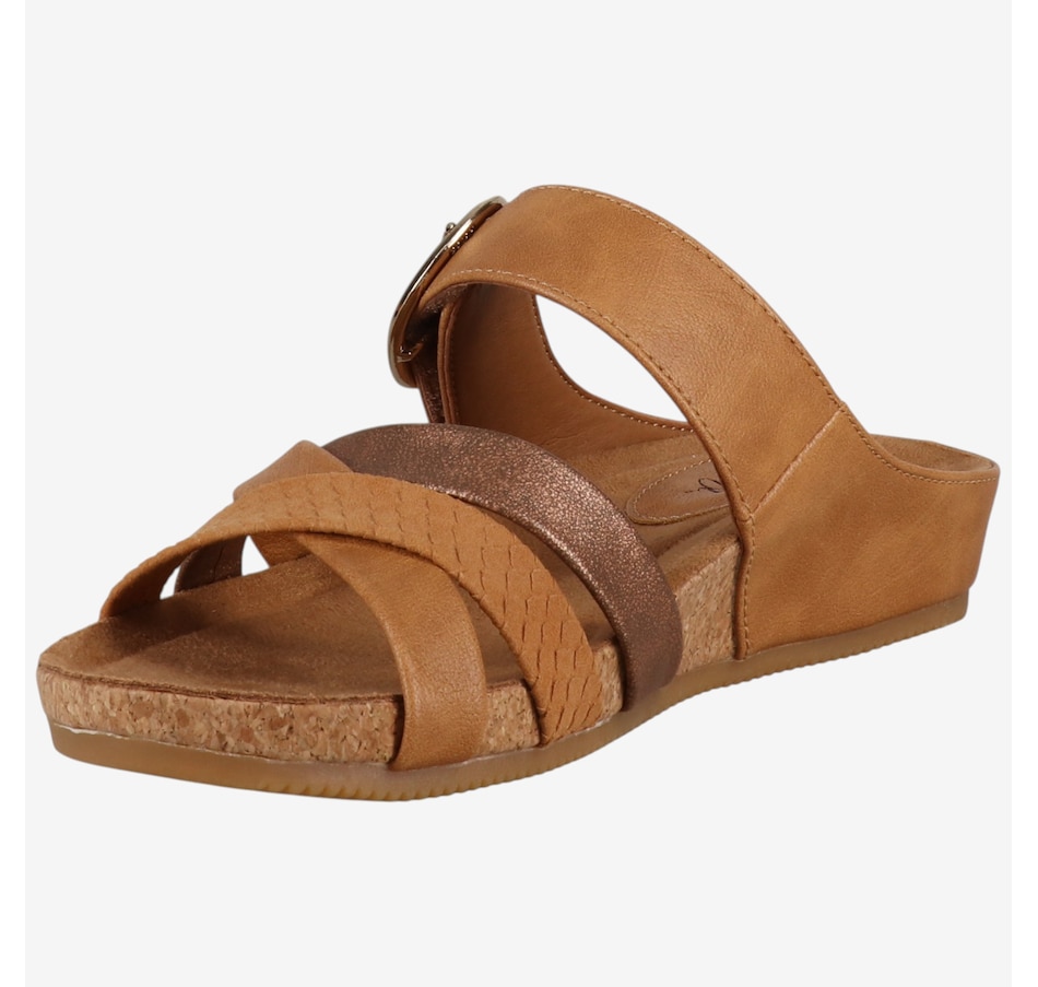 Image 126015_ALTMORE2.jpg, Product 126-015 / Price $89.99, Eurosoft by Soft Genalyn Sandal from Eurosoft by Soft on TSC.ca's Shoes department
