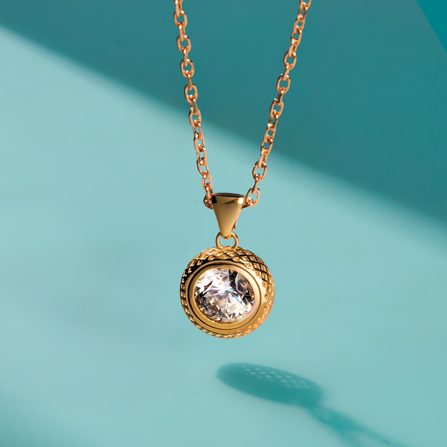 Image 130290_ALTMORE100.jpg, Product 130-290 / Price $3,529.99, Unoaerre x Evera 18K Yellow Gold 2.00 CTW Bezel Set Diamond Pendant and Chain from UnoAErre Jewellery on TSC.ca's Jewellery department