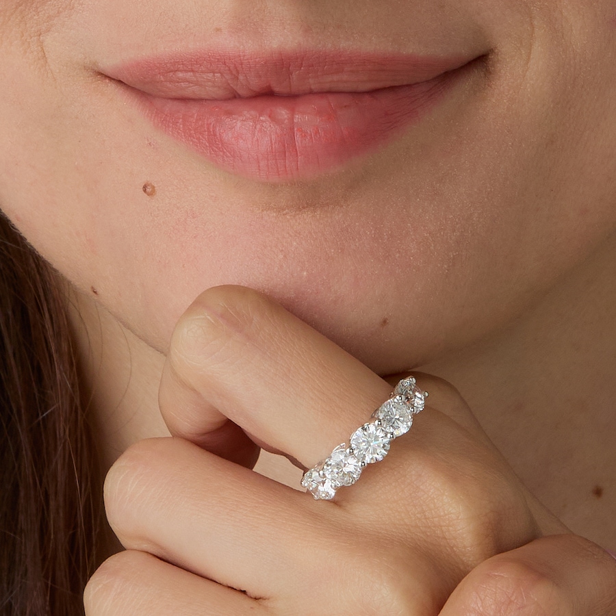 Image 130565_ALTMORE205.jpg, Product 130-565 / Price $1,669.99 - $2,999.99, EVERA Diamonds Platinum Diamond Band from Evera Diamonds on TSC.ca's Jewellery department