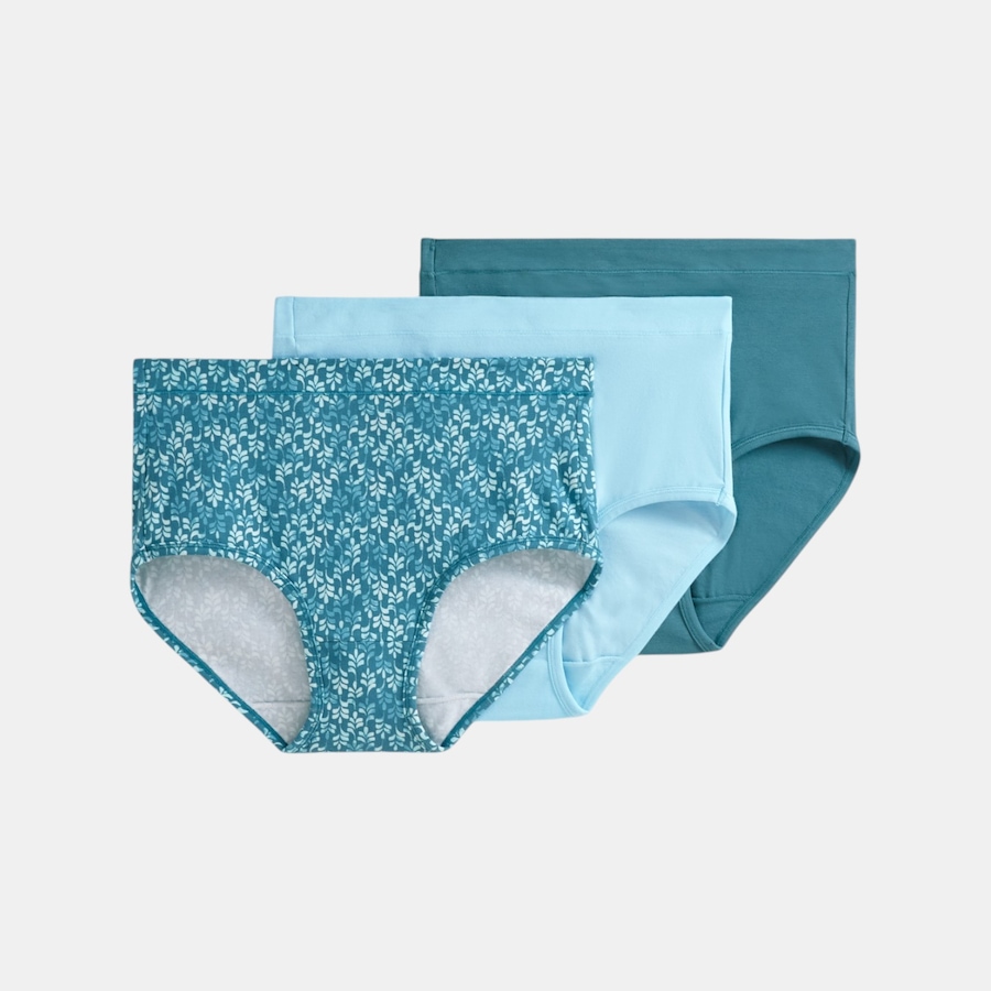 Image 134220_FRTTL.jpg, Product 134-220 / Price $26.00, Jockey 3-Pack of Cotton Stretch Brief from Jockey on TSC.ca's Fashion department