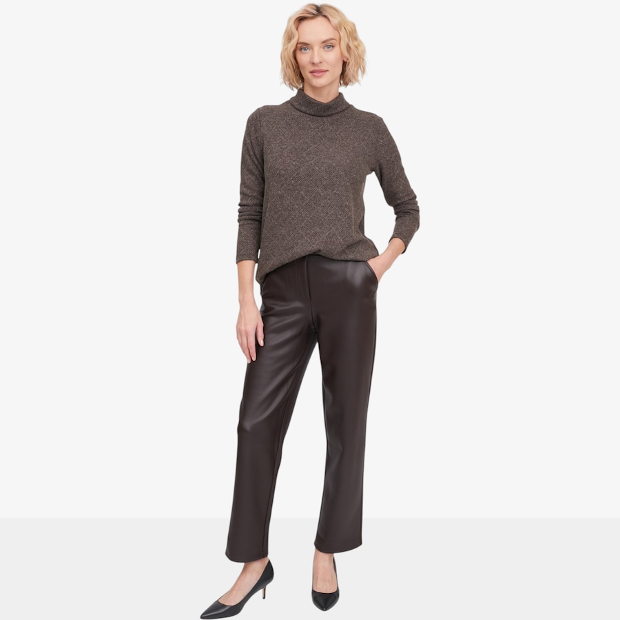 Image 134232_ALTMORE3.jpg, Product 134-232 / Price $89.99, Kim & Co. Stretch Leather Look Krissy Narrow Leg Pant from Kim & Co. on TSC.ca's Fashion department