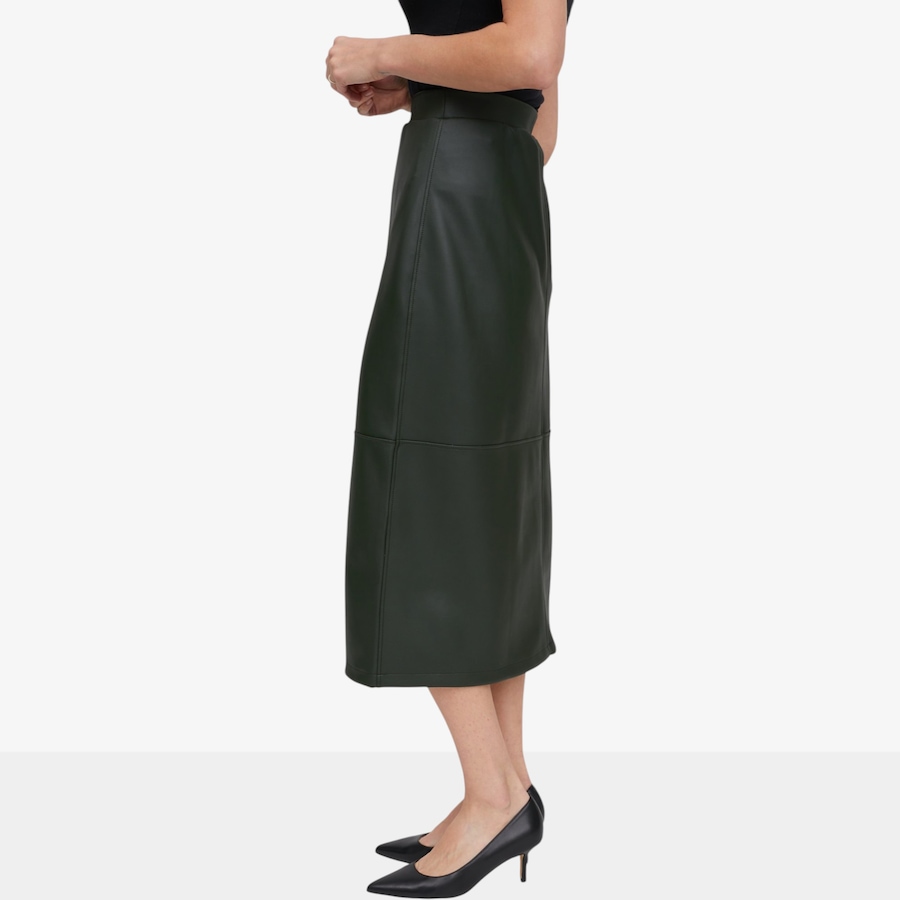 Image 134245_ALTMORE1.jpg, Product 134-245 / Price $79.99, Kim & Co. Stretch Leather Look Long Skirt from Kim & Co. on TSC.ca's Fashion department