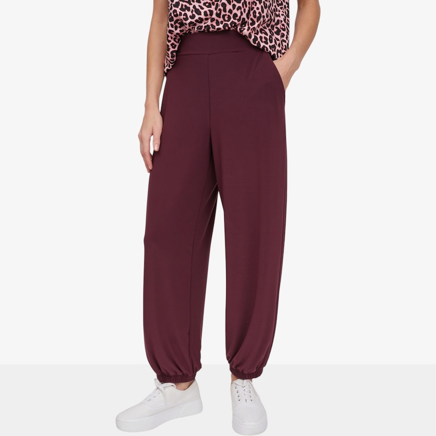 Image 134256_BGDY.jpg, Product 134-256 / Price $69.99, Kim & Co. Deluxe Brazil Knit Blouson Pant with Pockets from Kim & Co. on TSC.ca's Fashion department