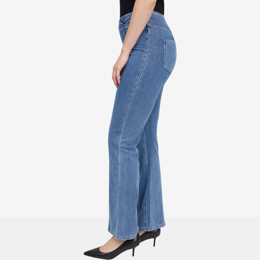 Image 134270_ALTMORE1.jpg, Product 134-270 / Price $89.99, C Wonder Wonderstretch Flared Seam Front Pant from C. Wonder on TSC.ca's Fashion department