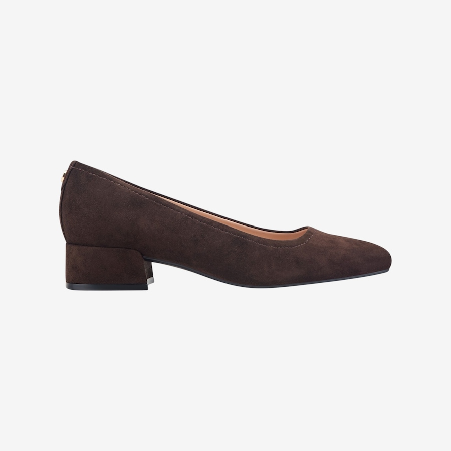 Image 137729_ALTMORE1.jpg, Product 137-729 / Price $129.99, Easy Spirit Jain Pump from Easy Spirit Footwear on TSC.ca's Shoes department