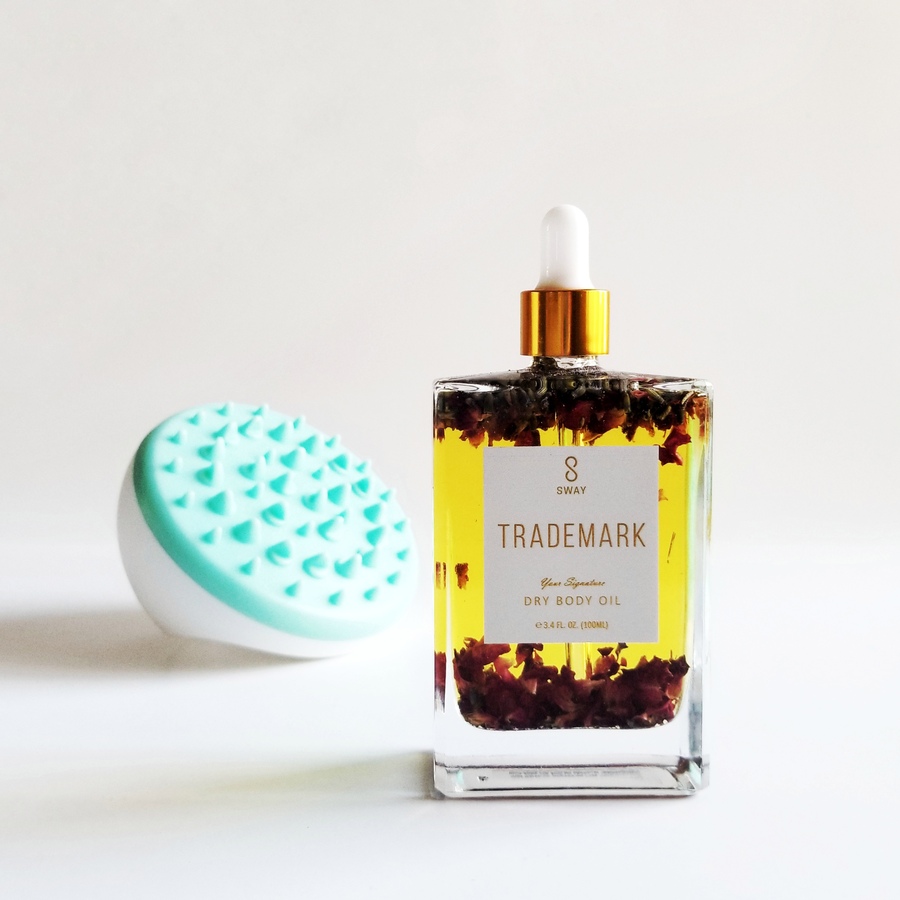 Image 205427_ALTMORE1.jpg, Product 205-427 / Price $70.00, Sway Trademark Dry Body Oil with Massager from Sway on TSC.ca's Beauty department