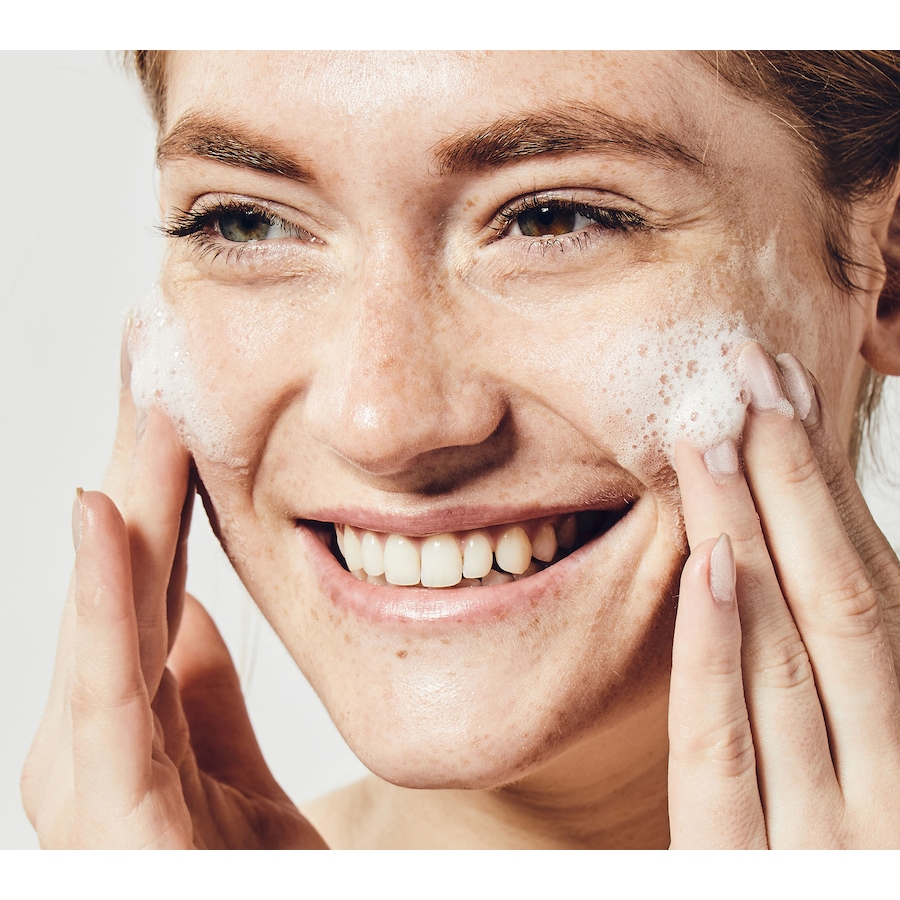 Image 205985_ALTMORE5.jpg, Product 205-985 / Price $220.00, Auto-Delivery 180-Day Beauty Bio R45 The Reversal Phase 1-3 Single Size + The Balance from BEAUTYBIO on TSC.ca's Beauty department
