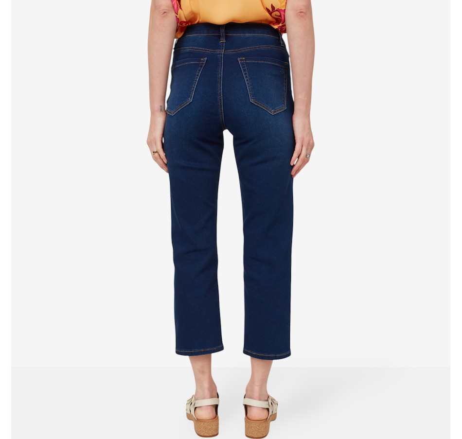 Image 206001_ALTMORE1.jpg, Product 206-001 / Price $29.33, Diane Gilman Virtual Stretch Straight Leg Crop Jean from DG2 by Diane Gilman on TSC.ca's Fashion department