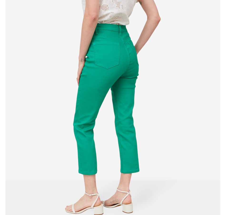 Image 206001_ALTMORE12.jpg, Product 206-001 / Price $29.33, Diane Gilman Virtual Stretch Straight Leg Crop Jean from DG2 by Diane Gilman on TSC.ca's Fashion department