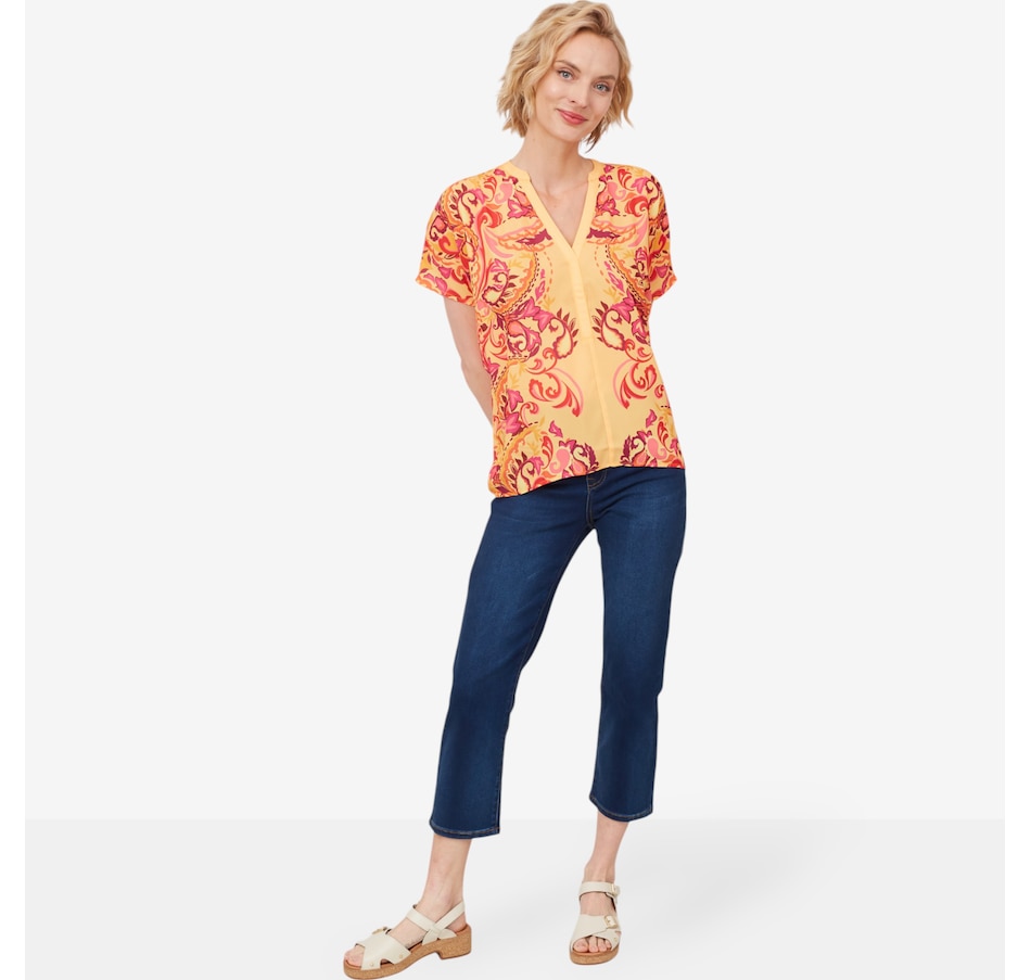 Image 206001_ALTMORE2.jpg, Product 206-001 / Price $29.33, Diane Gilman Virtual Stretch Straight Leg Crop Jean from DG2 by Diane Gilman on TSC.ca's Fashion department