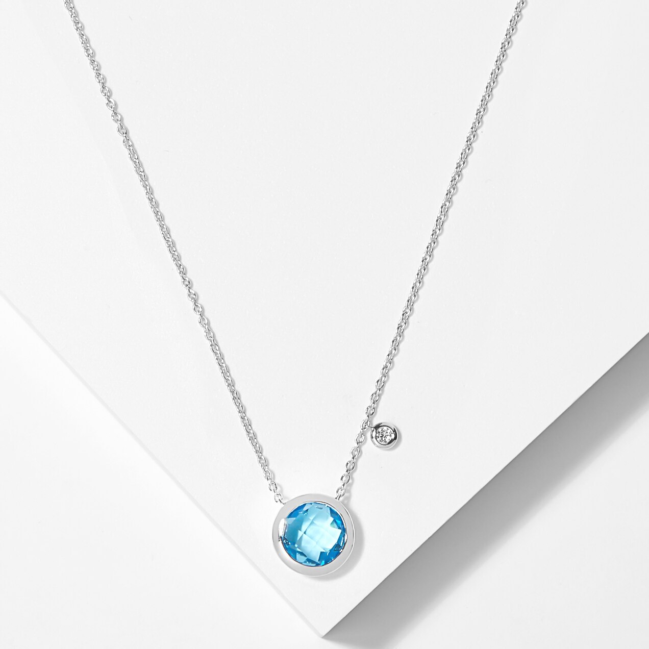 Effy blue hot sale topaz necklace