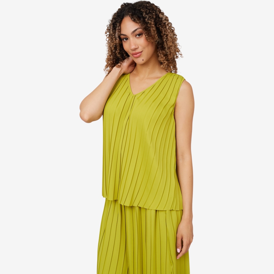 Image 210110_MOS.jpg, Product 210-110 / Price $34.33, Wynne Style Pleated Crepe Sleeveless Top from Wynnelayers on TSC.ca's Fashion department