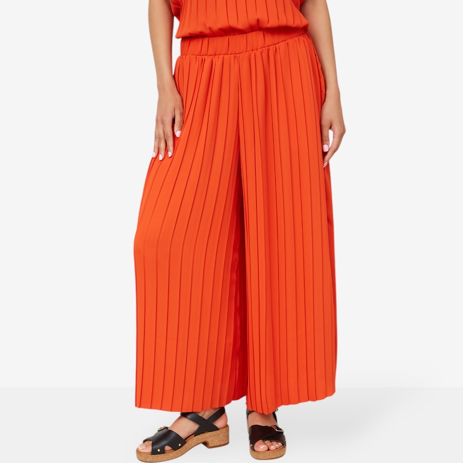 Image 210111_RDOR.jpg, Product 210-111 / Price $39.33, Wynne Style Pleated Crepe Wide Leg Cropped Pant from Wynnelayers on TSC.ca's Fashion department