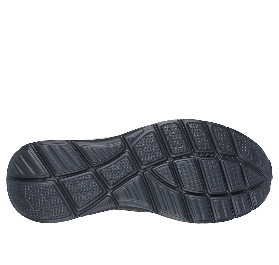 Image 210842_ALTMORE9.jpg, Product 210-842 / Price $89.33, Skechers Men's Relaxed Fit Equalizer 5.0 Drayze Shoe from Skechers on TSC.ca's Shoes department