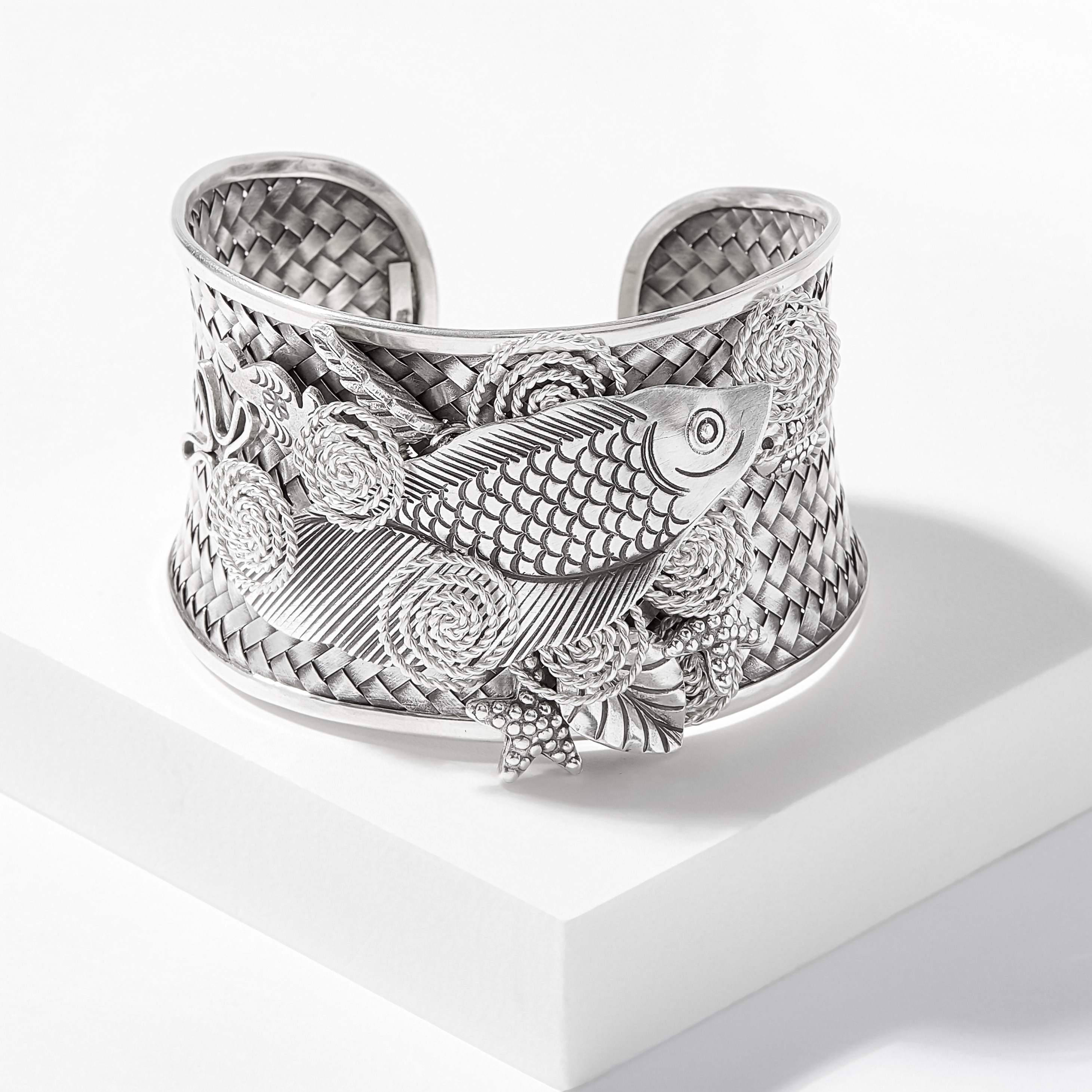 Fish bangle hot sale