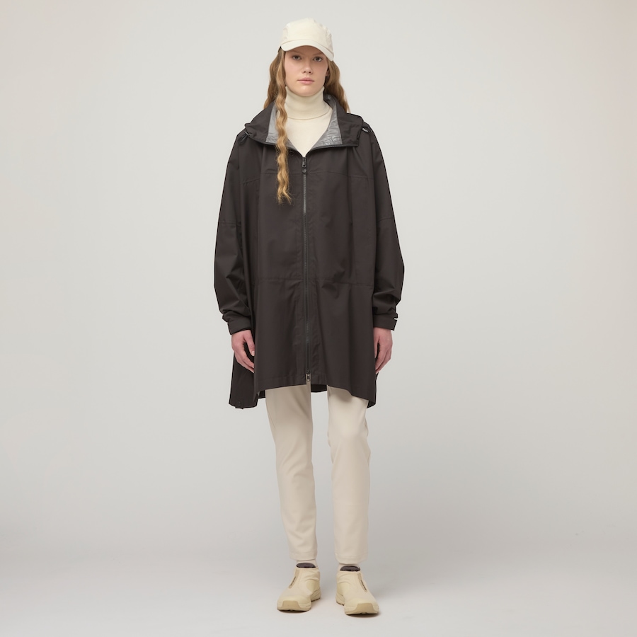 Image 211389_BLK.jpg, Product 211-389 / Price $195.00, Tilley Packable Traverse Poncho from Tilley on TSC.ca's Fashion department