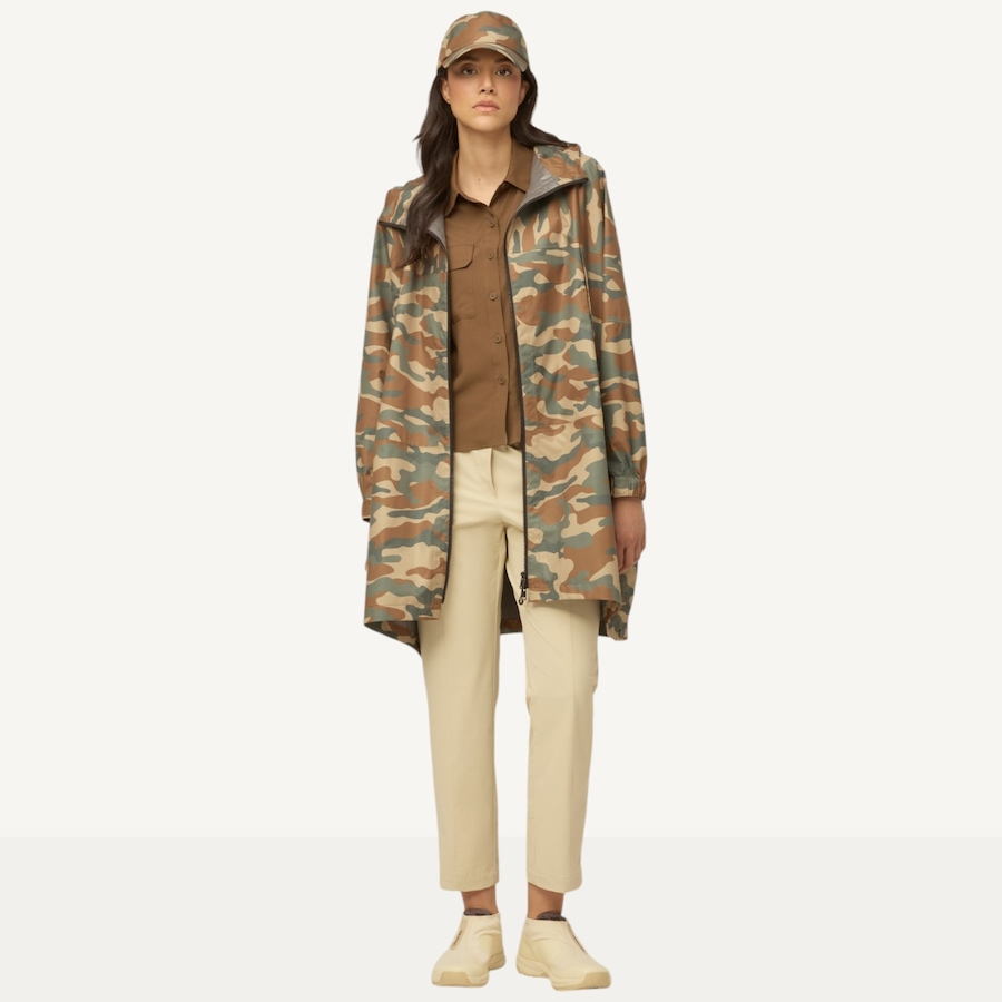 Image 211389_COAM.jpg, Product 211-389 / Price $195.00, Tilley Packable Traverse Poncho from Tilley on TSC.ca's Fashion department