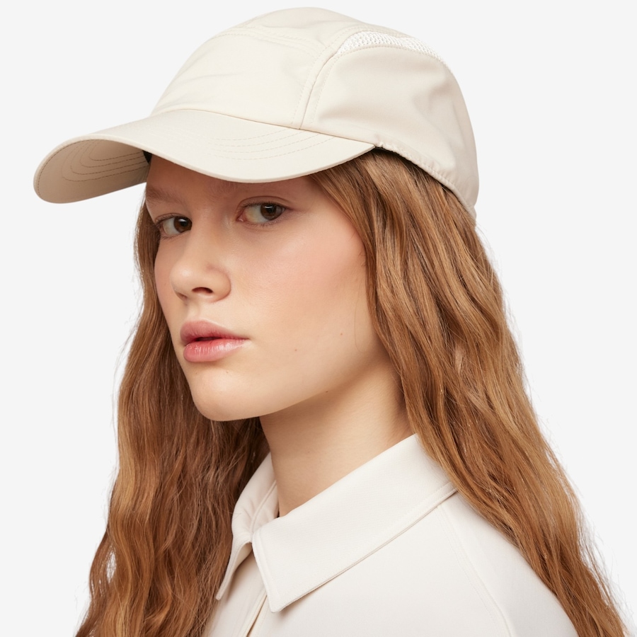Image 211391_LIGSE.jpg, Product 211-391 / Price $45.00, Tilley Airflo Cap from Tilley on TSC.ca's Fashion department