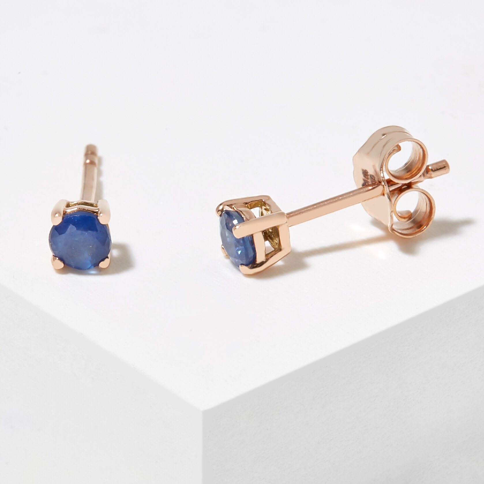 Jewellery Earrings Stud Earrings 14K Rose Gold Round Blue   211489 