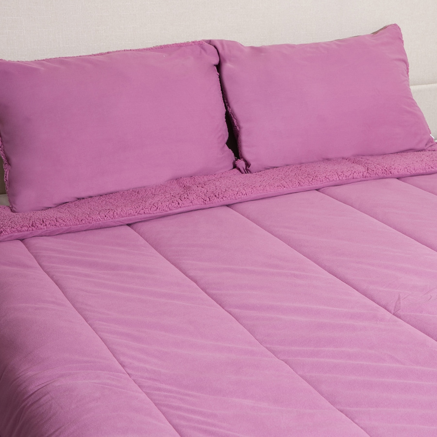 Image 211564_BORDX.jpg, Product 211-564 / Price $44.99 - $54.99, Shavel Micro Flannel and Sherpa Comforter from Shavel on TSC.ca's Home & Garden department