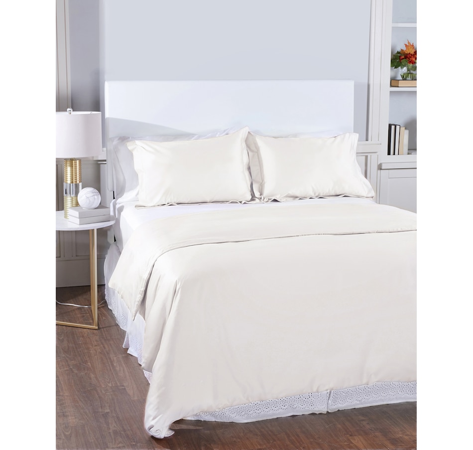 Image 212502_CRM.jpg, Product 212-502 / Price $209.99 - $262.99, Home Suite 600 Thread-Count 100% Egyptian Cotton Duvet Cover Set from Home Suite on TSC.ca's Home & Garden department