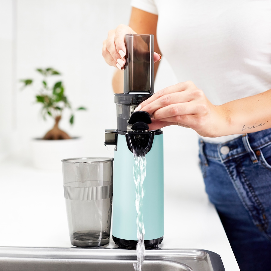 Image 212521_ALTMORE4.jpg, Product 212-521 / Price $129.99, Dash Compact Cold Press Power Juicer from Dash Kitchen on TSC.ca's Kitchen department