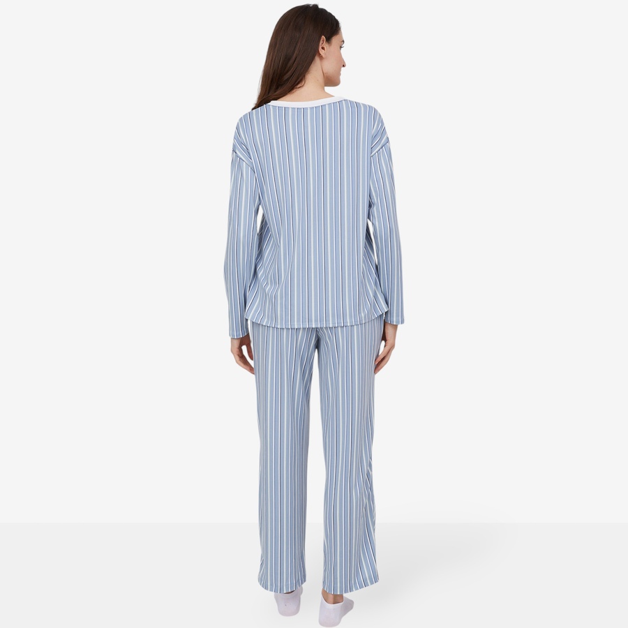 Image 212716_ALTMORE6.jpg, Product 212-716 / Price $19.33, Cuddl Duds Cozy Jersey PJ Set from Cuddl Duds on TSC.ca's Fashion department