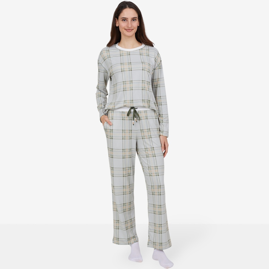 Image 212716_ALTMORE7.jpg, Product 212-716 / Price $19.33, Cuddl Duds Cozy Jersey PJ Set from Cuddl Duds on TSC.ca's Fashion department