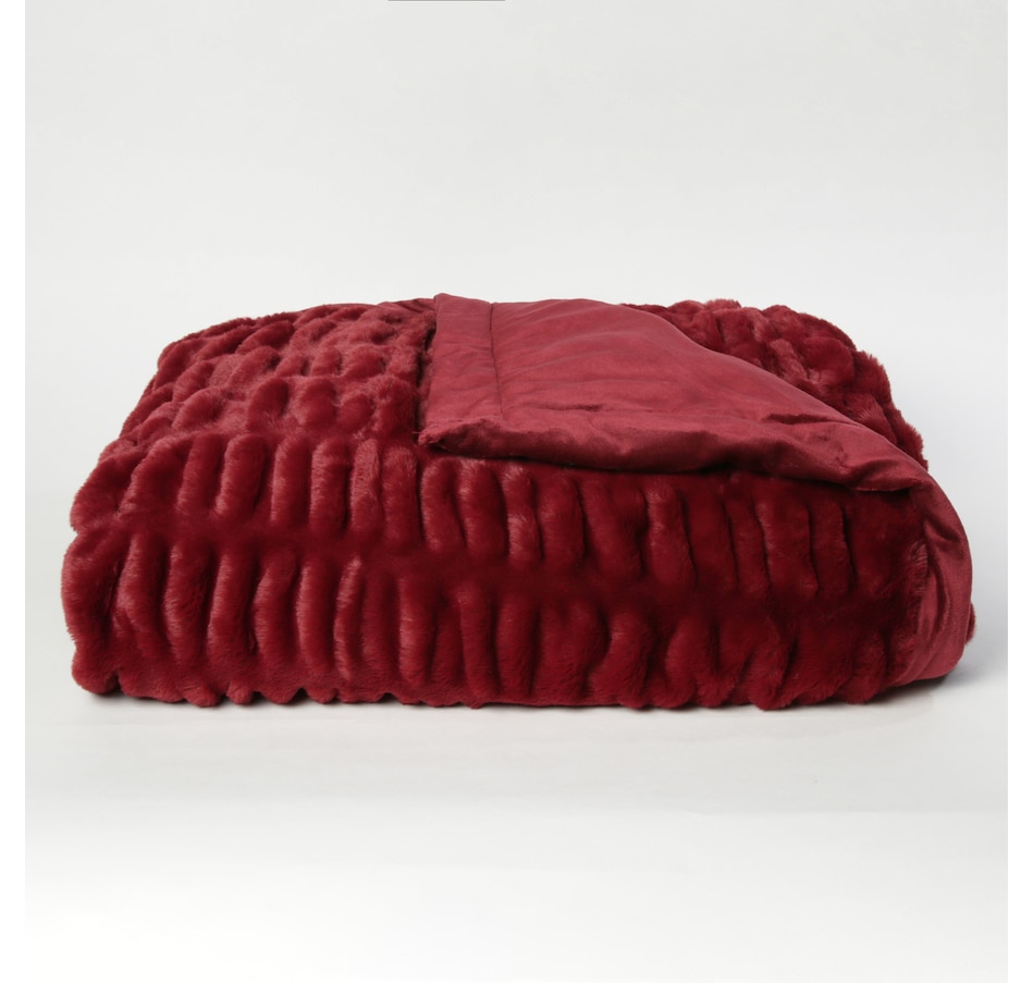 Image 212955_ALTMORE4.jpg, Product 212-955 / Price $150.00, Guillaume Home Signature Faux Fur Throw from Guillaume on TSC.ca's Home & Garden department