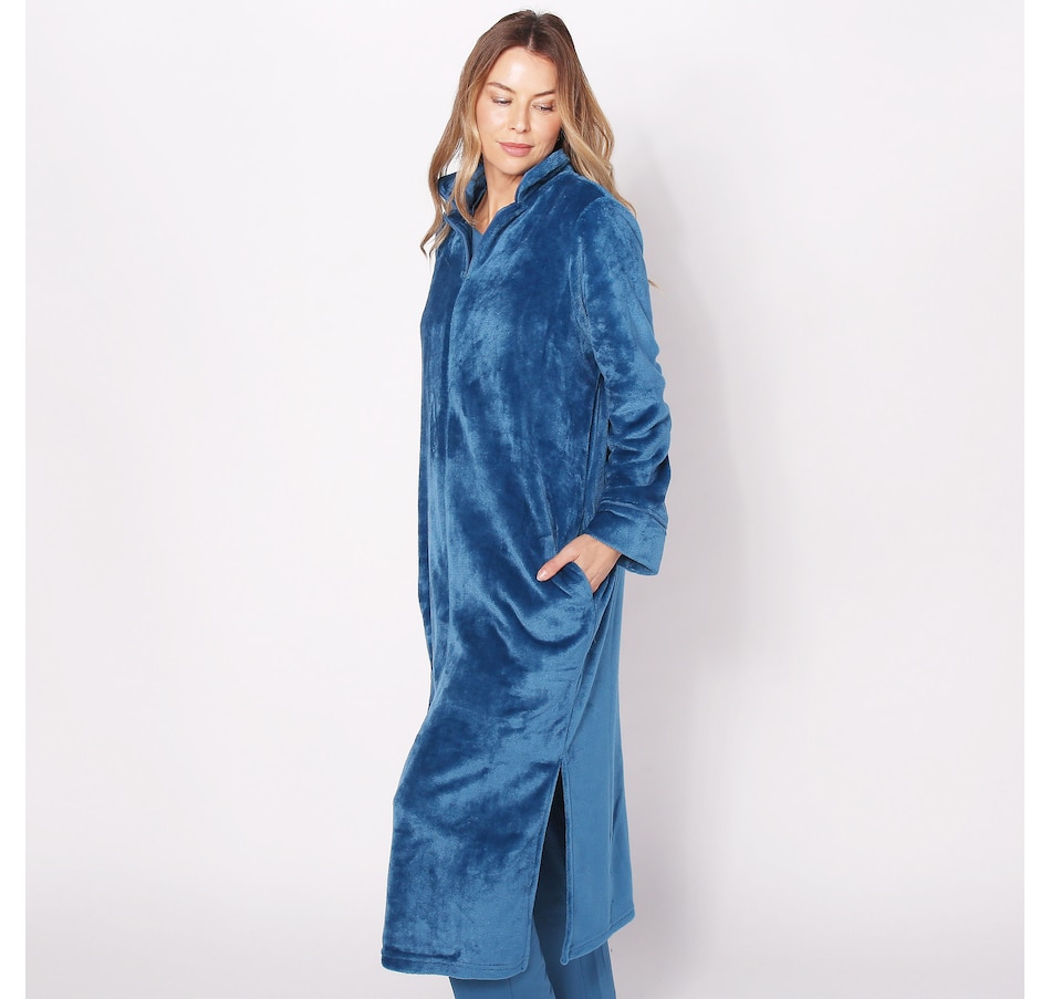 Image 212959_ALTMORE1.jpg, Product 212-959 / Price $39.33, Guillaume Home Women's Zip Robe with Pockets from Guillaume on TSC.ca's Fashion department