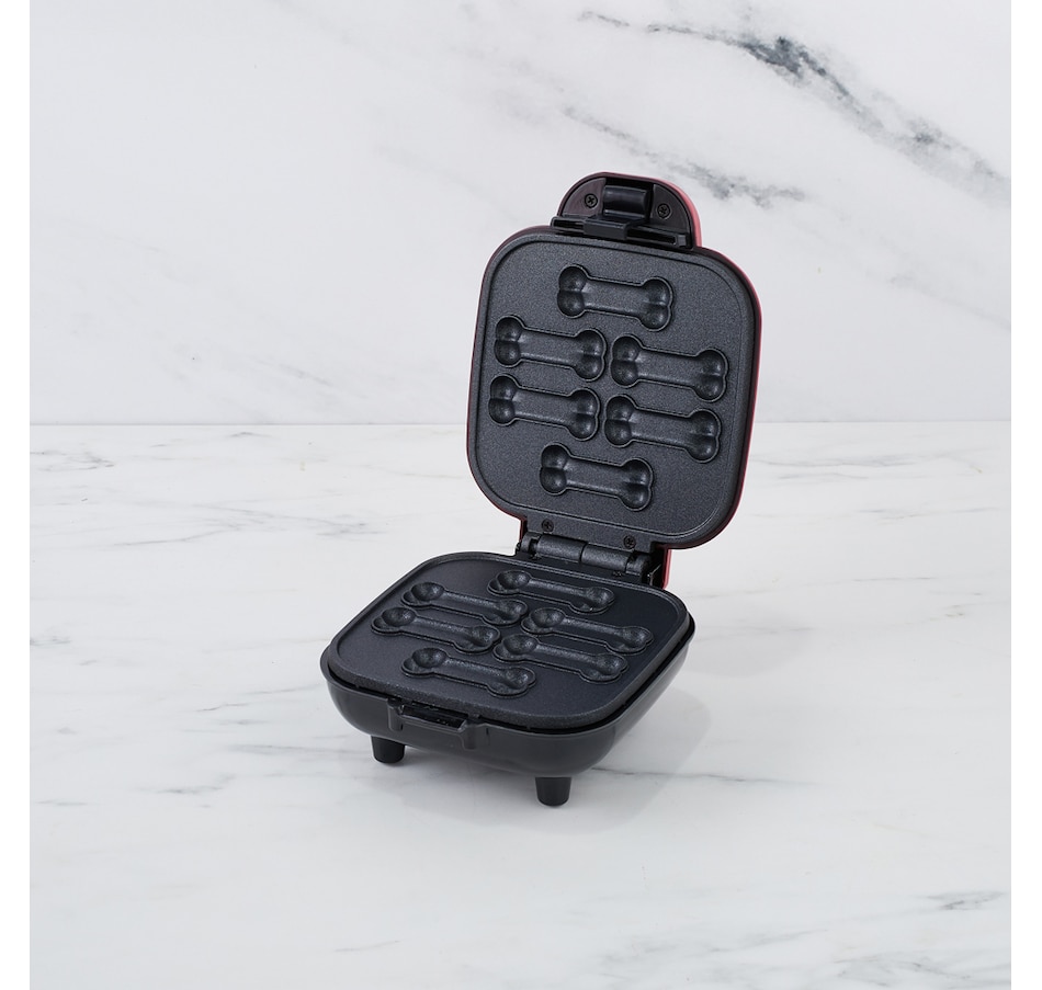 Image 213501_ALTMORE1.jpg, Product 213-501 / Price $39.99, Dash Mini Dog Treat Maker from Dash Kitchen on TSC.ca's Home & Garden department