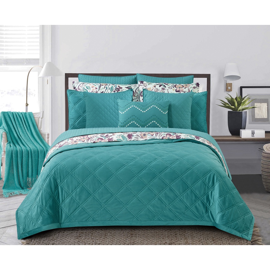 Image 213594_ALTMORE4.jpg, Product 213-594 / Price $9.33, St. Clair 620 GSM 50" x 70" Throw from St. Clair Bedding on TSC.ca's Home & Garden department