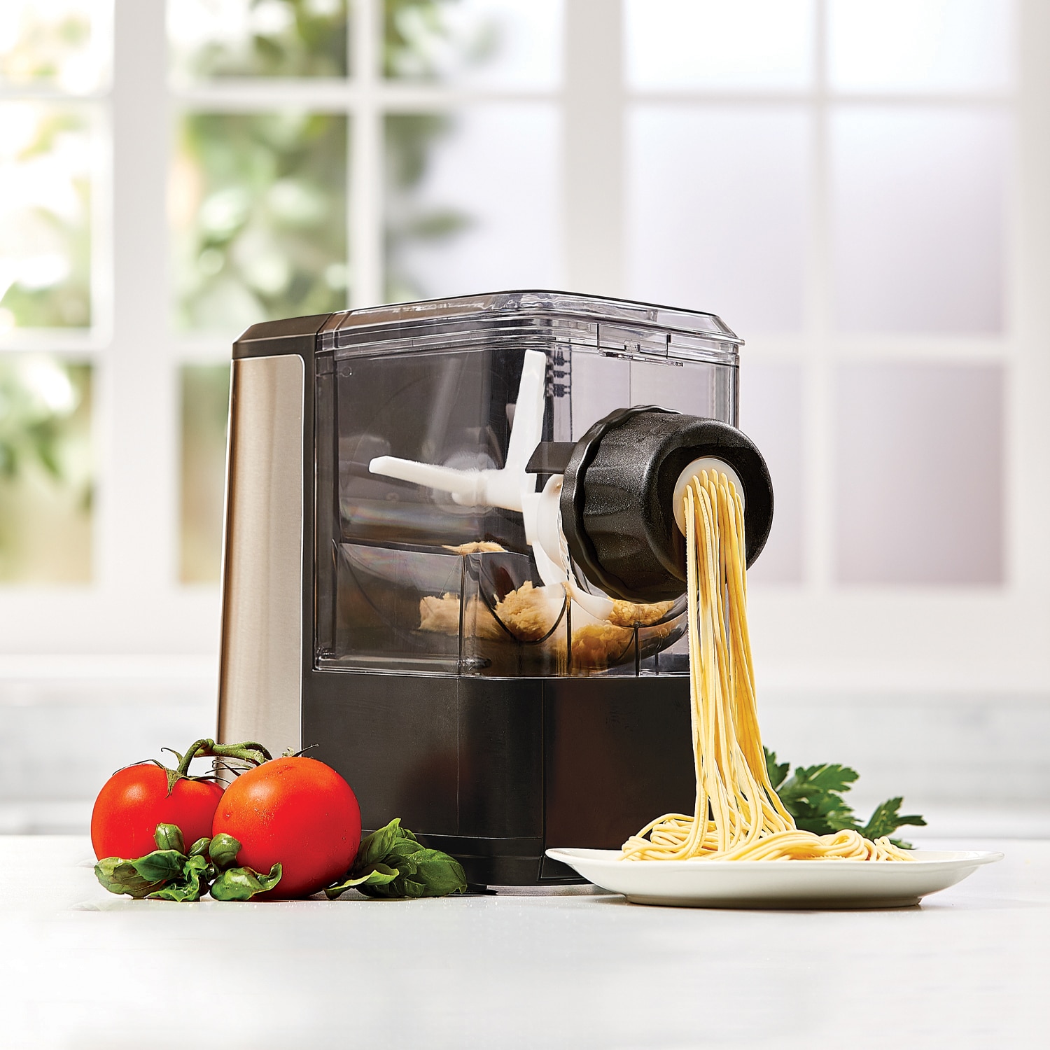 Kitchen deals pasta maker