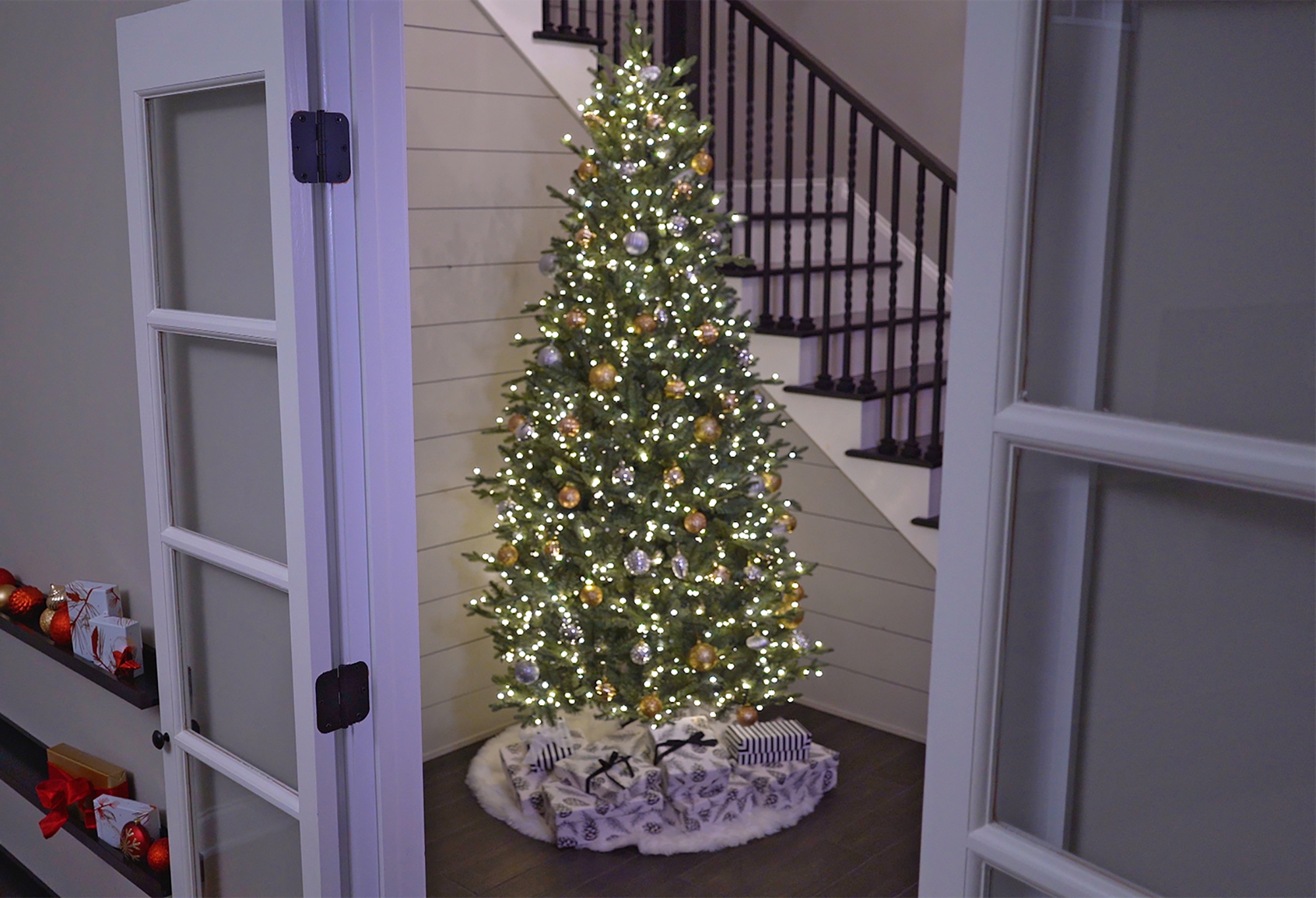 Holiday Memories Clarmenont Green Fir Tree with Storage Bag and