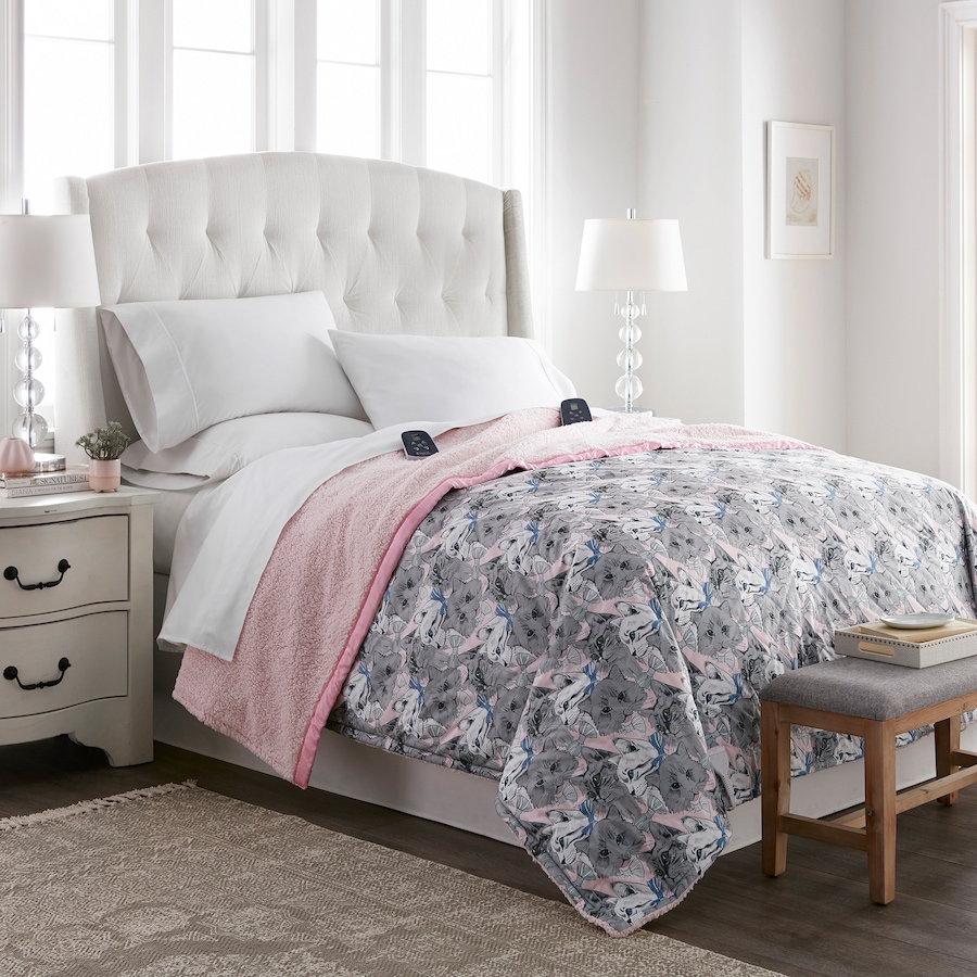 Image 215304_ALTMORE5.jpg, Product 215-304 / Price $119.99 - $189.99, Shavel Micro Flannel and Sherpa Electric Blanket from Shavel on TSC.ca's Home & Garden department