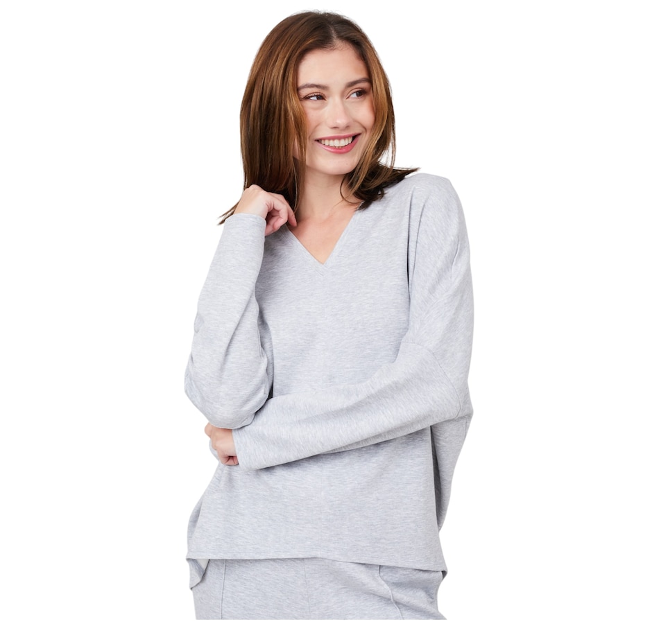 Image 216198_LIGHR.jpg, Product 216-198 / Price $54.88, Wynne Style Cloud Kit Unstructured Top from Wynnelayers on TSC.ca's Fashion department