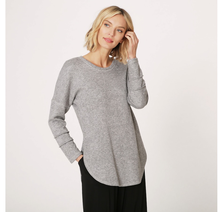 Image 217109_CRMX.jpg, Product 217-109 / Price $19.33, Marallis Curved Hem Sweater With Cuff Detail from Marallis on TSC.ca's Fashion department