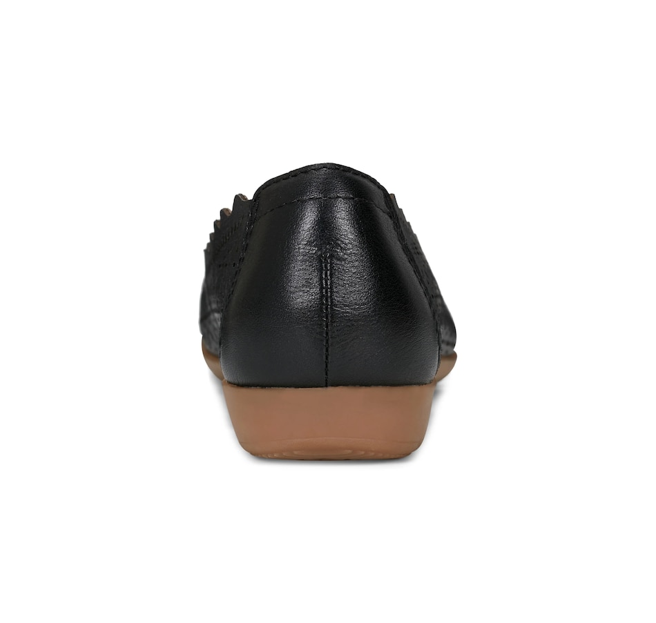 Image 217374_ALTMORE1.jpg, Product 217-374 / Price $89.88, Earth Bria Flat from Earth Shoes on TSC.ca's Shoes department