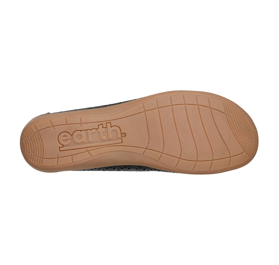 Image 217374_ALTMORE2.jpg, Product 217-374 / Price $89.88, Earth Bria Flat from Earth Shoes on TSC.ca's Shoes department