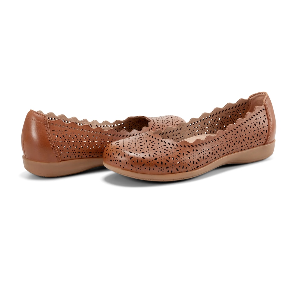Image 217374_ALTMORE7.jpg, Product 217-374 / Price $89.88, Earth Bria Flat from Earth Shoes on TSC.ca's Shoes department