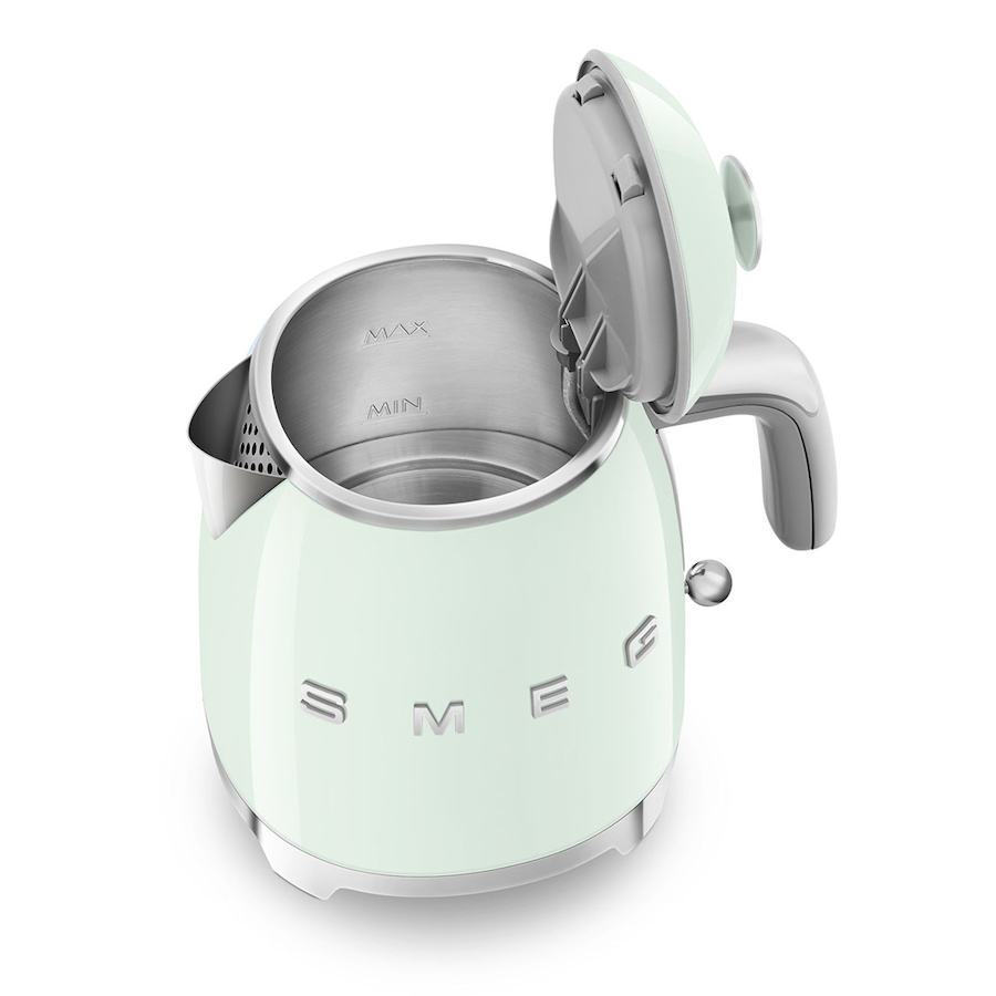 Image 217840_ALTMORE10.jpg, Product 217-840 / Price $199.99, SMEG '50s Style Kettle from Smeg on TSC.ca's Kitchen department