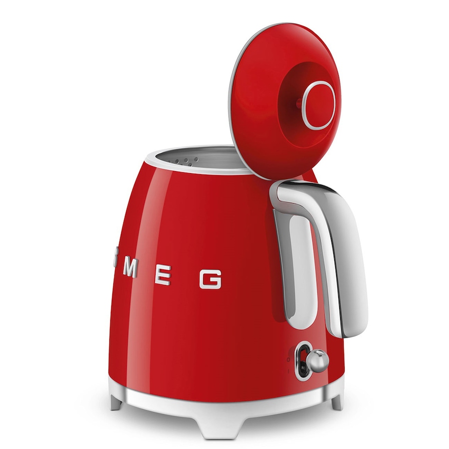 Image 217840_ALTMORE11.jpg, Product 217-840 / Price $199.99, SMEG '50s Style Kettle from Smeg on TSC.ca's Kitchen department