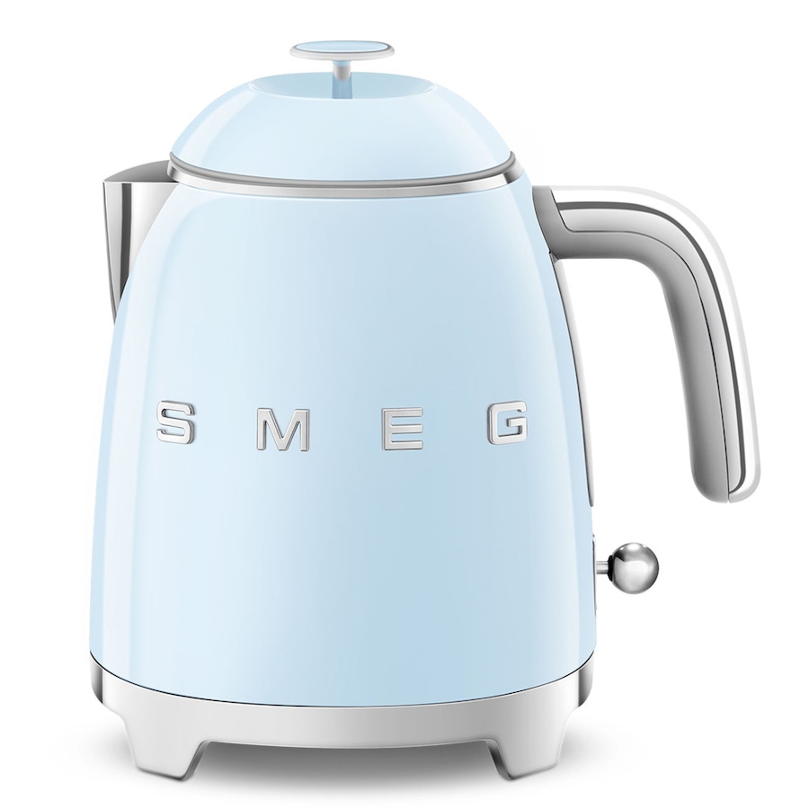 Image 217840_PASBE.jpg, Product 217-840 / Price $199.99, SMEG '50s Style Kettle from Smeg on TSC.ca's Kitchen department