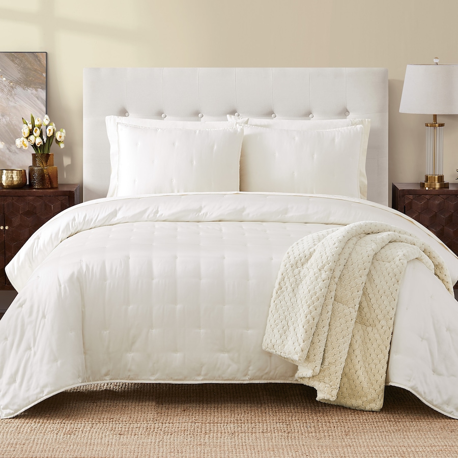 Image 217939_VAN.jpg, Product 217-939 / Price $56.33, Marla Wynne Matte Satin 3-Piece Quilt Set from Wynnelayers on TSC.ca's Home & Garden department