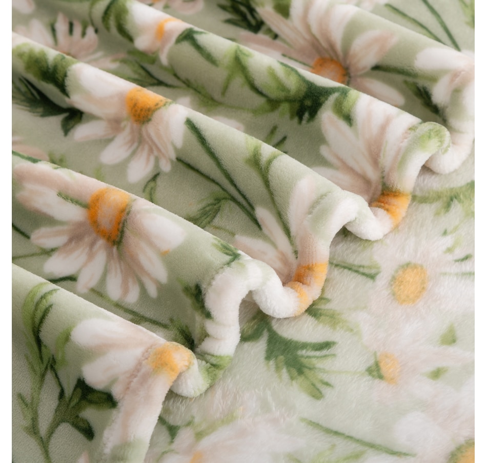 Image 217943_ALTMORE23.jpg, Product 217-943 / Price $49.99, Berkshire Blanket Floral VelvetSoft Throw from Berkshire on TSC.ca's Home & Garden department