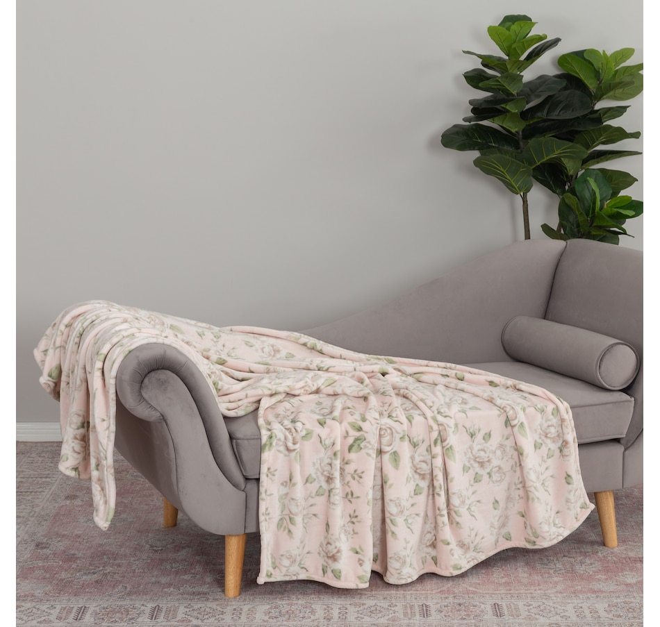 Image 217943_ALTMORE6.jpg, Product 217-943 / Price $49.99, Berkshire Blanket Floral VelvetSoft Throw from Berkshire on TSC.ca's Home & Garden department