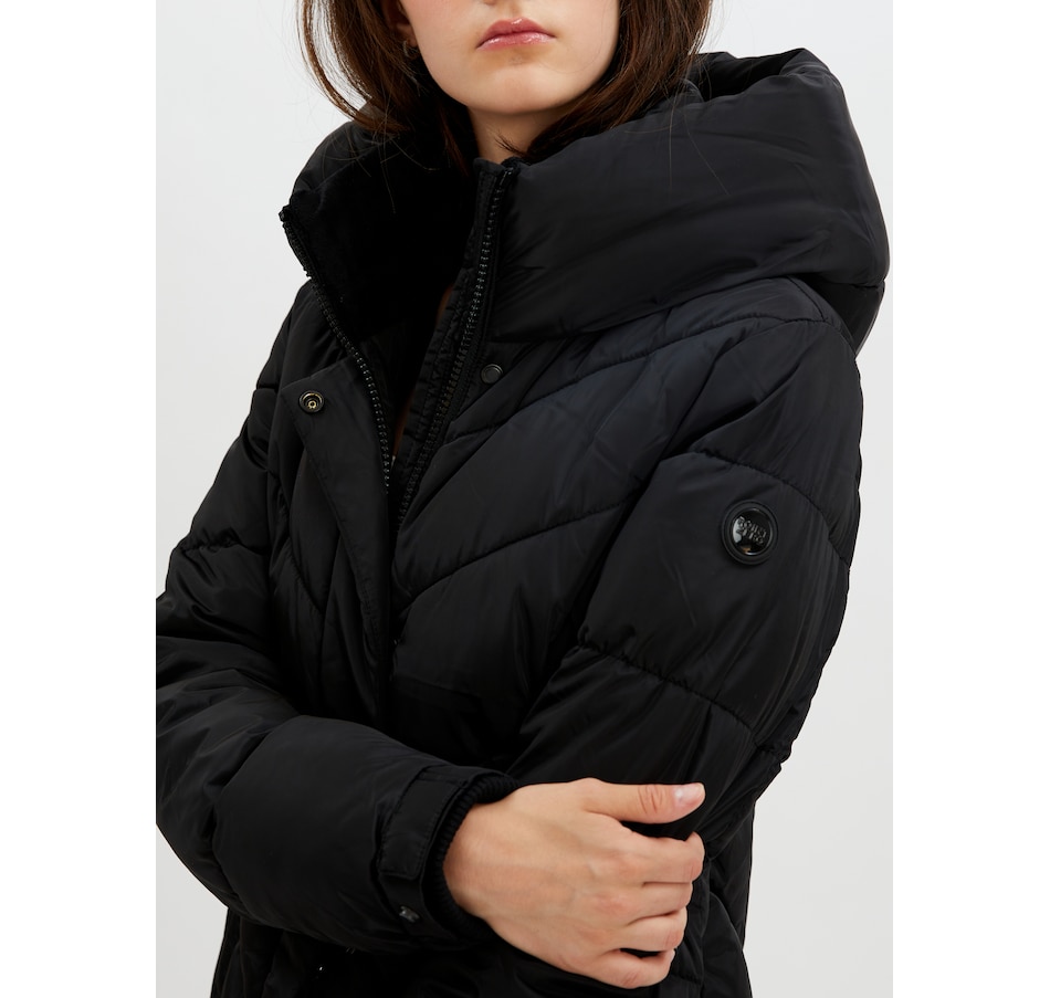Image 219292_ALTMORE4.jpg, Product 219-292 / Price $79.33, Point Zero Long Hooded Chevron Quilted Puffer Jacket from Point Zero on TSC.ca's Fashion department