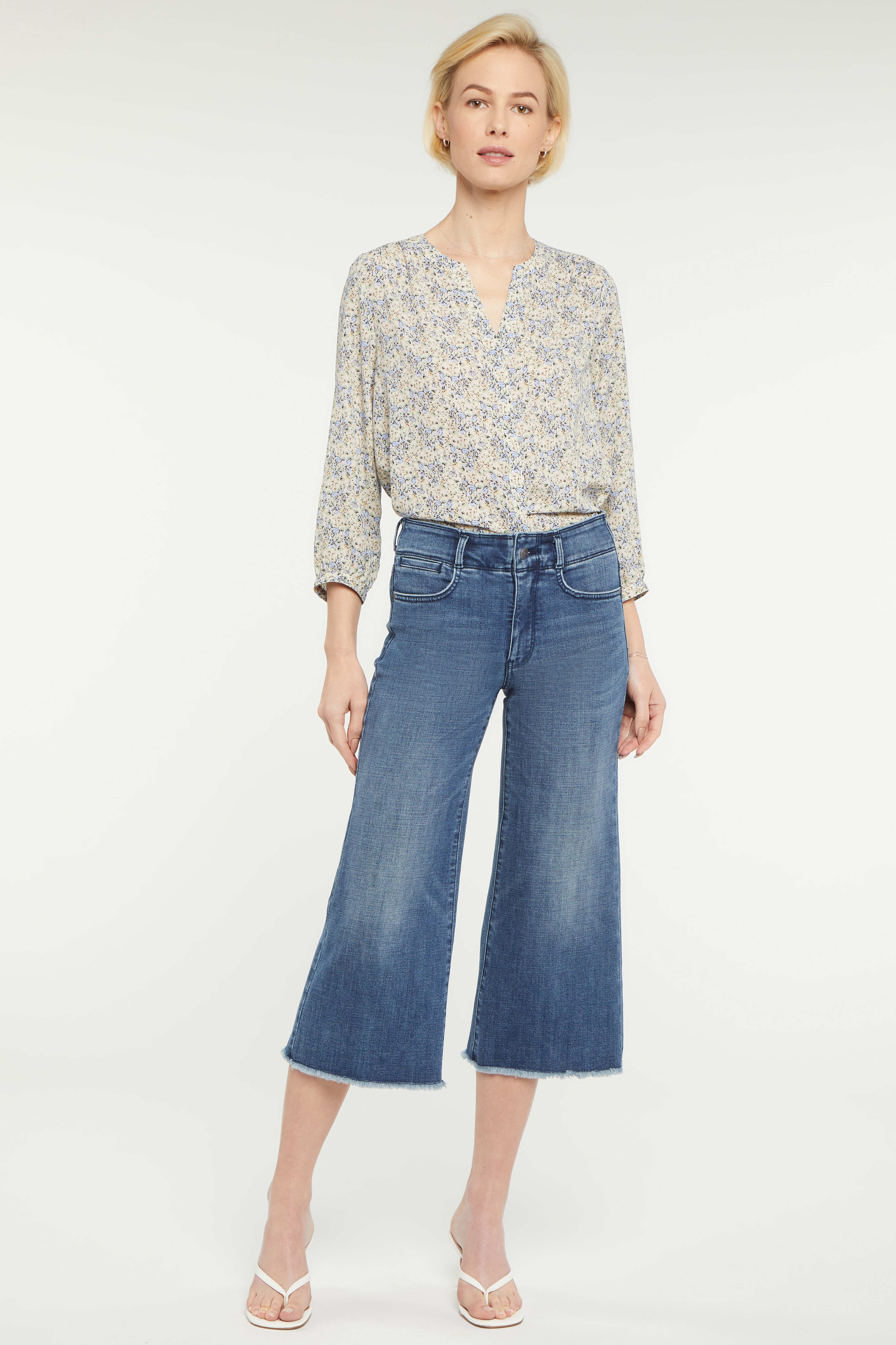 Wide leg clearance jean capri