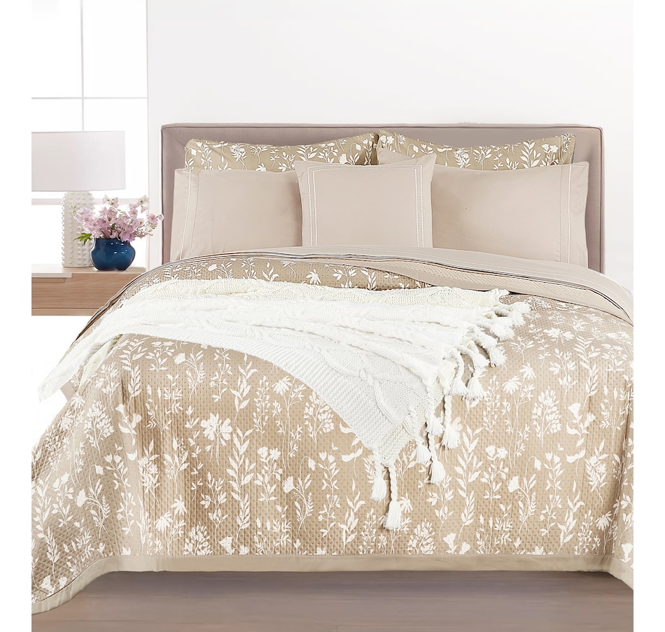 Image 219713_ALTMORE10.jpg, Product 219-713 / Price $99.99, Claro Living Home Plush Waffle Blanket from Claro Living Home on TSC.ca's Home & Garden department