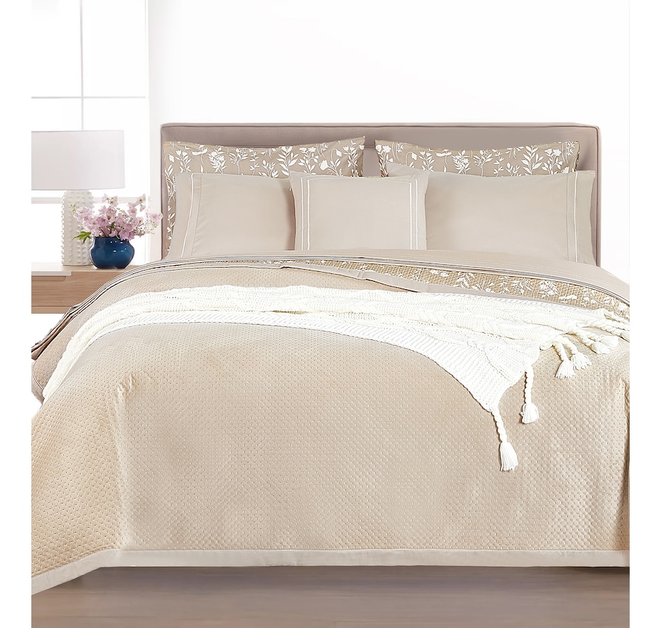 Image 219713_ALTMORE11.jpg, Product 219-713 / Price $99.99, Claro Living Home Plush Waffle Blanket from Claro Living Home on TSC.ca's Home & Garden department